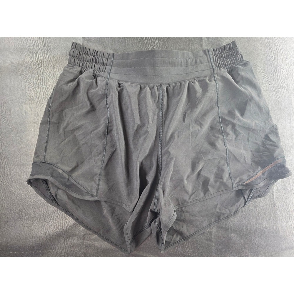 Lululemon Hotty Hot High-Rise Lined Short 4 Inch Black Size 8 LW7AYXT